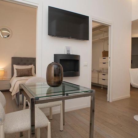 Maison B Milano Esterno foto